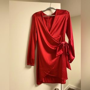 Red dress size L